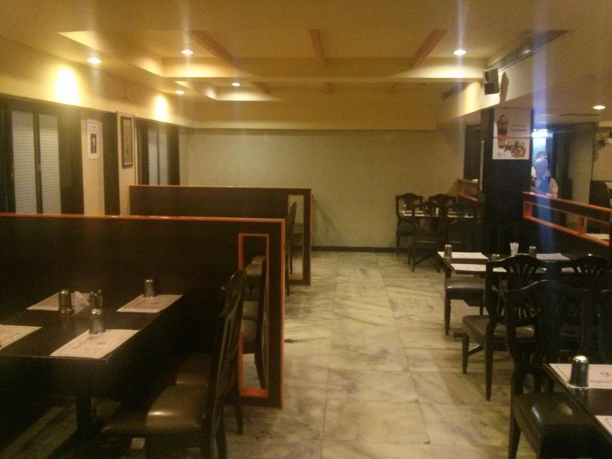 Oyo 5377 Hotel Raaj Bhaavan เชนไน ภายนอก รูปภาพ
