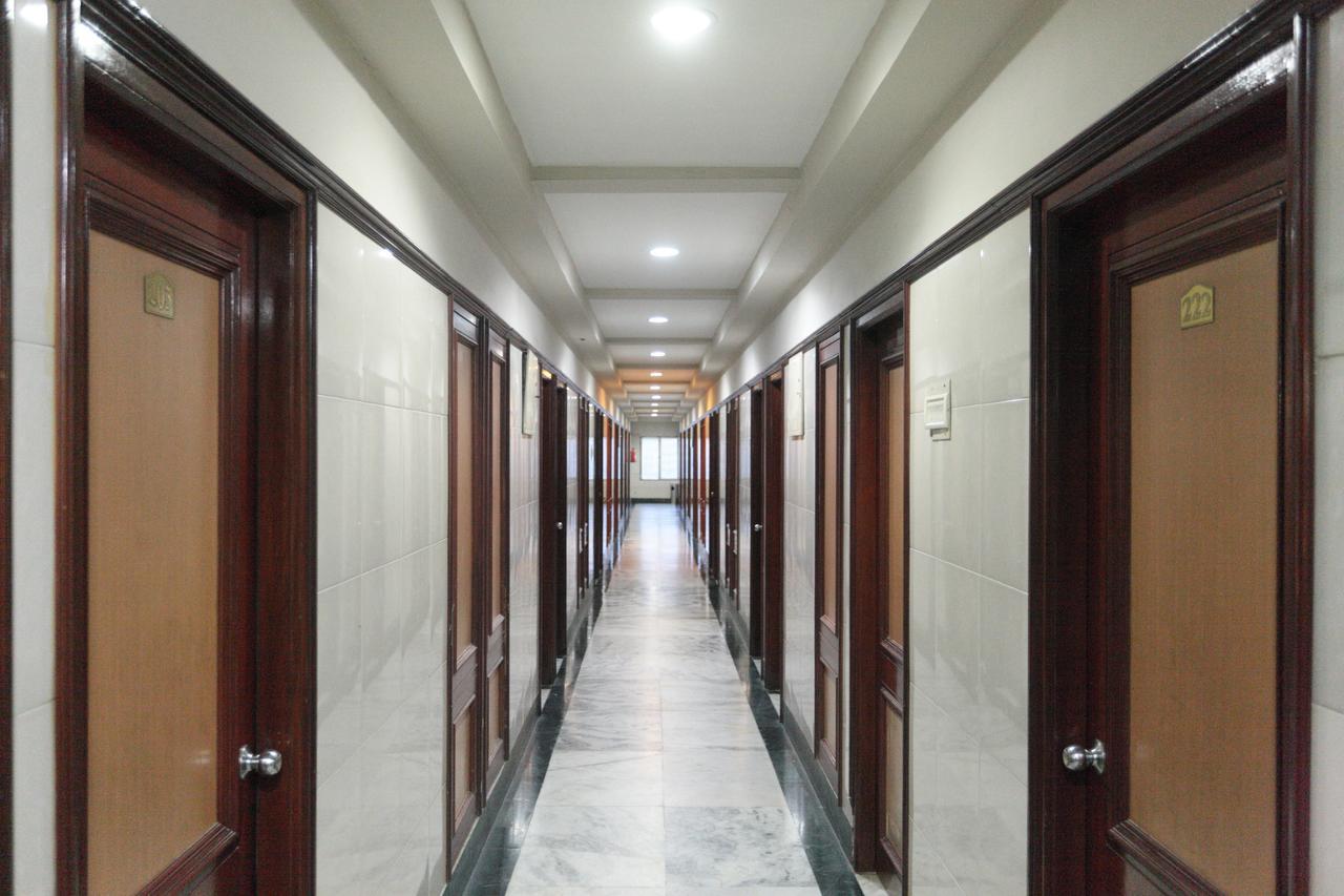 Oyo 5377 Hotel Raaj Bhaavan เชนไน ภายนอก รูปภาพ